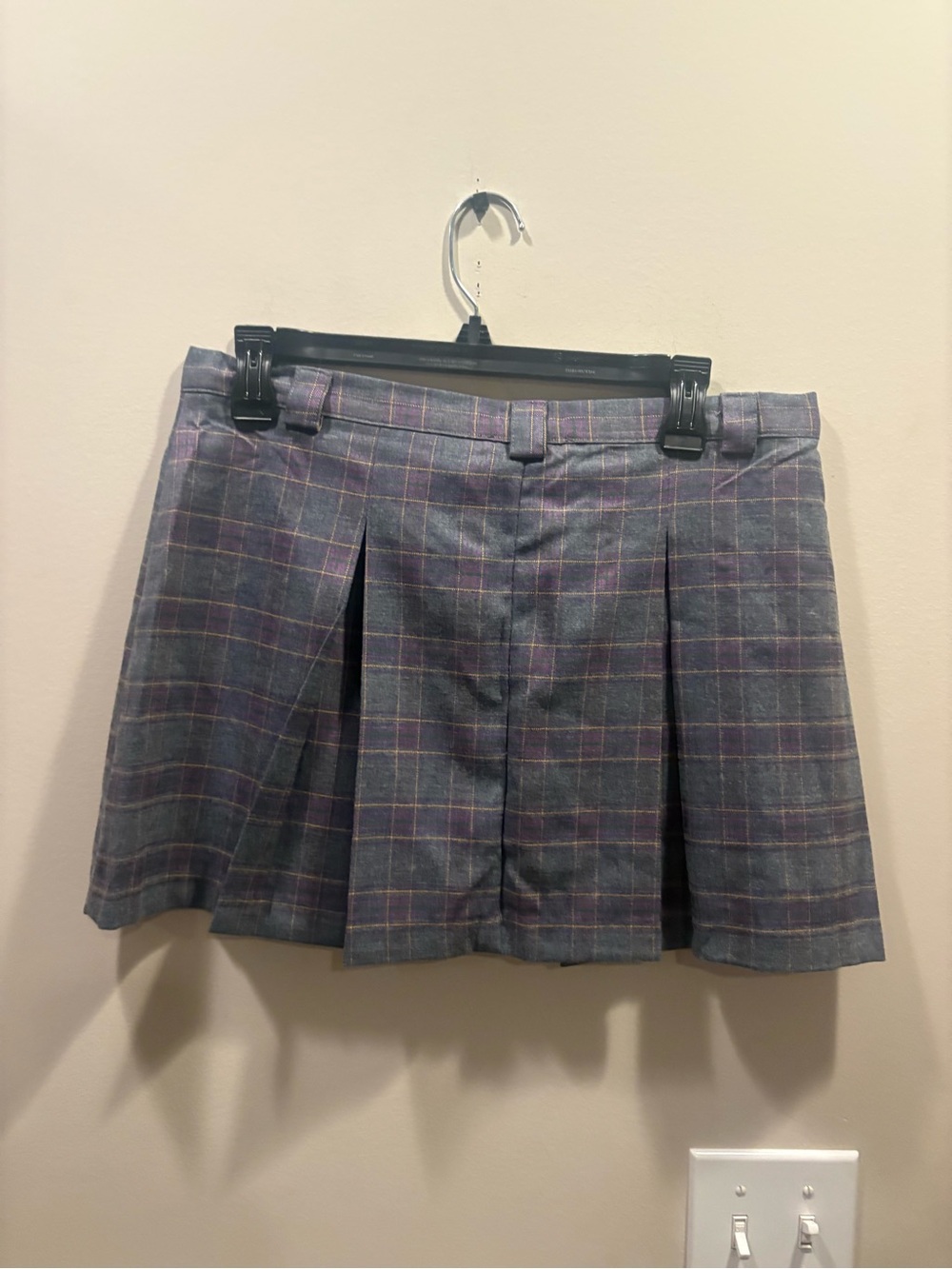 Olivaceous Plaid Pleated Academia Mini Skirt Large - Picture 3 of 5